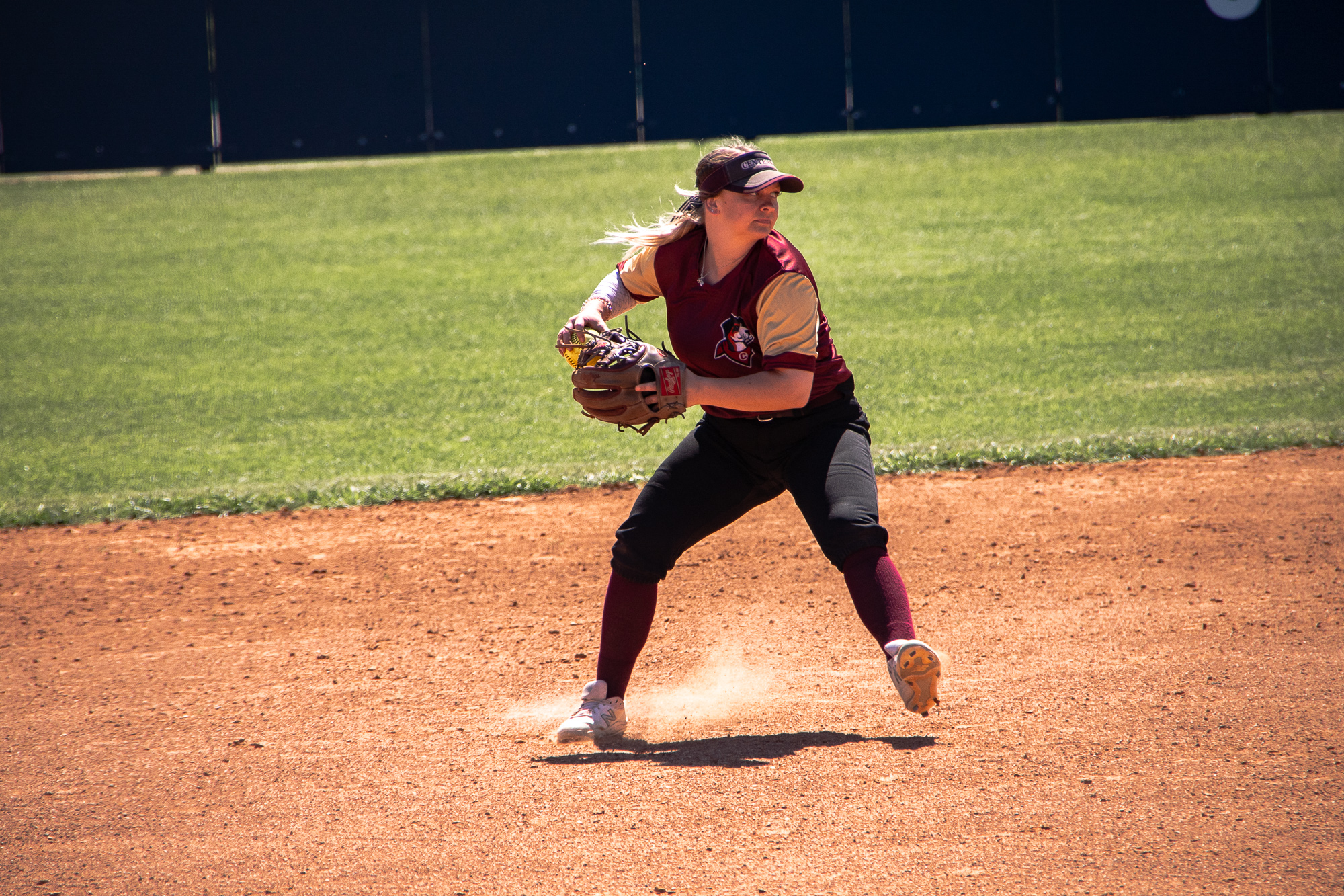 Softball To Face Trinity on Road in Weekend Series