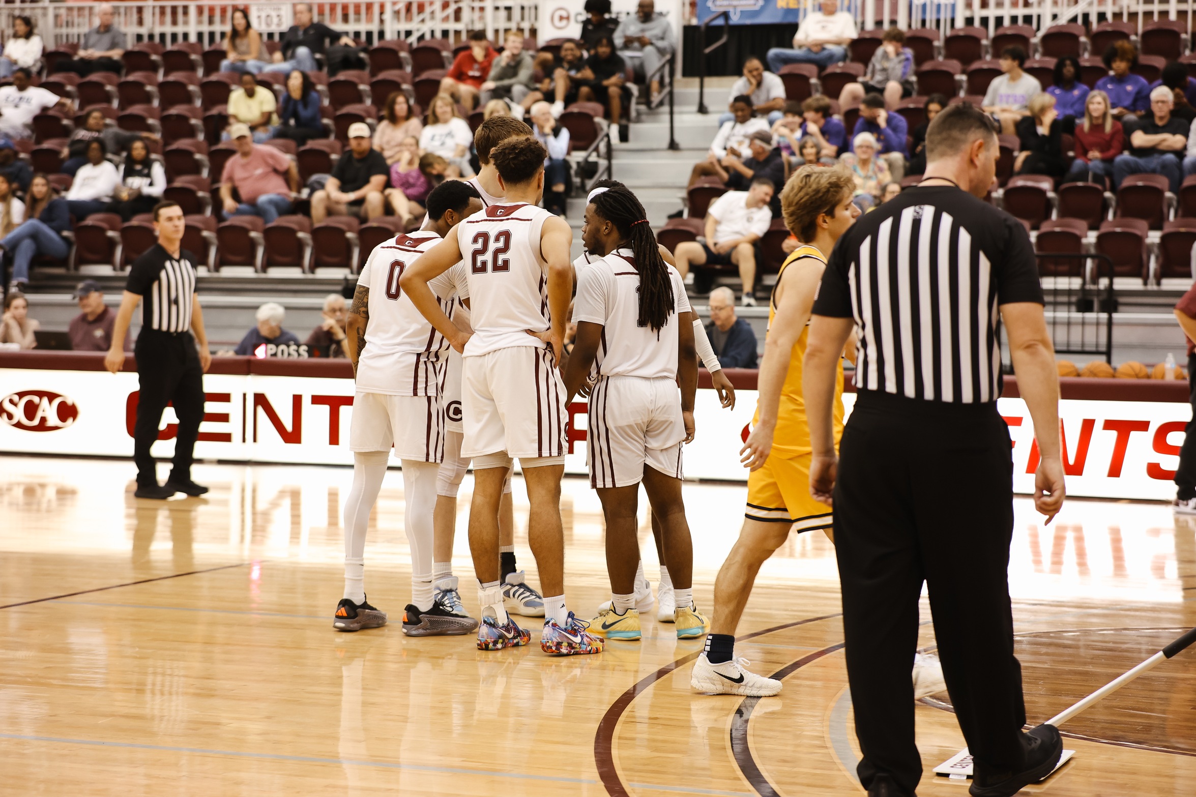 The Gents are back on their home court for a rematch with UMHB on Friday night.

PHOTO: Jaeden Thrasher
