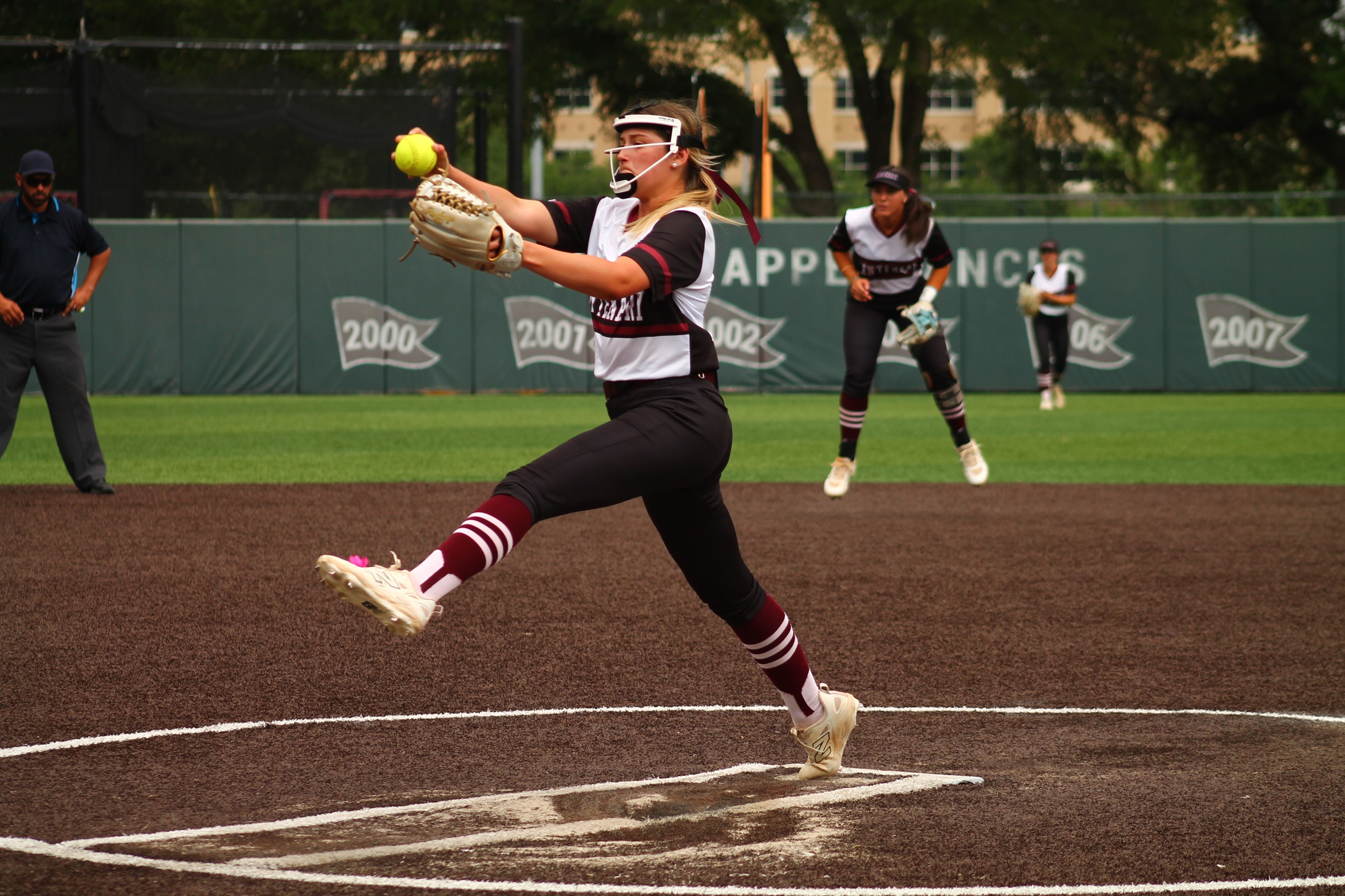 Junior P Alexis Roach tossed a complete-game shutout on Sunday.

PHOTO: Gina Roach